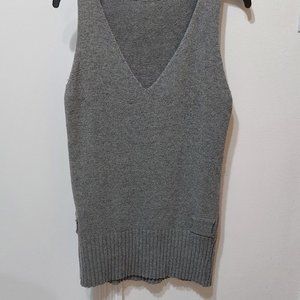 Women’s Sleeveless Sweater Vest Gray